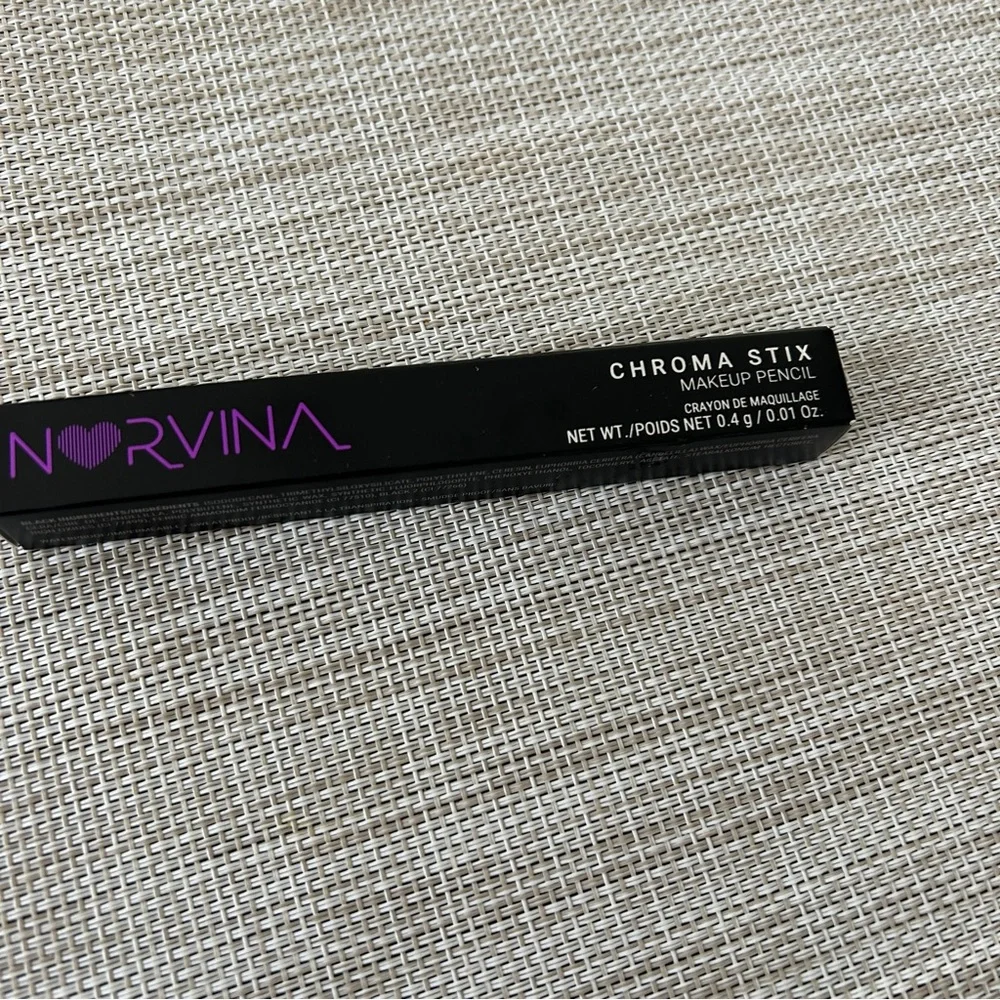 NEW Anastasia of Beverly Hills Norvina Chroma stix makeup pencil BLACK!